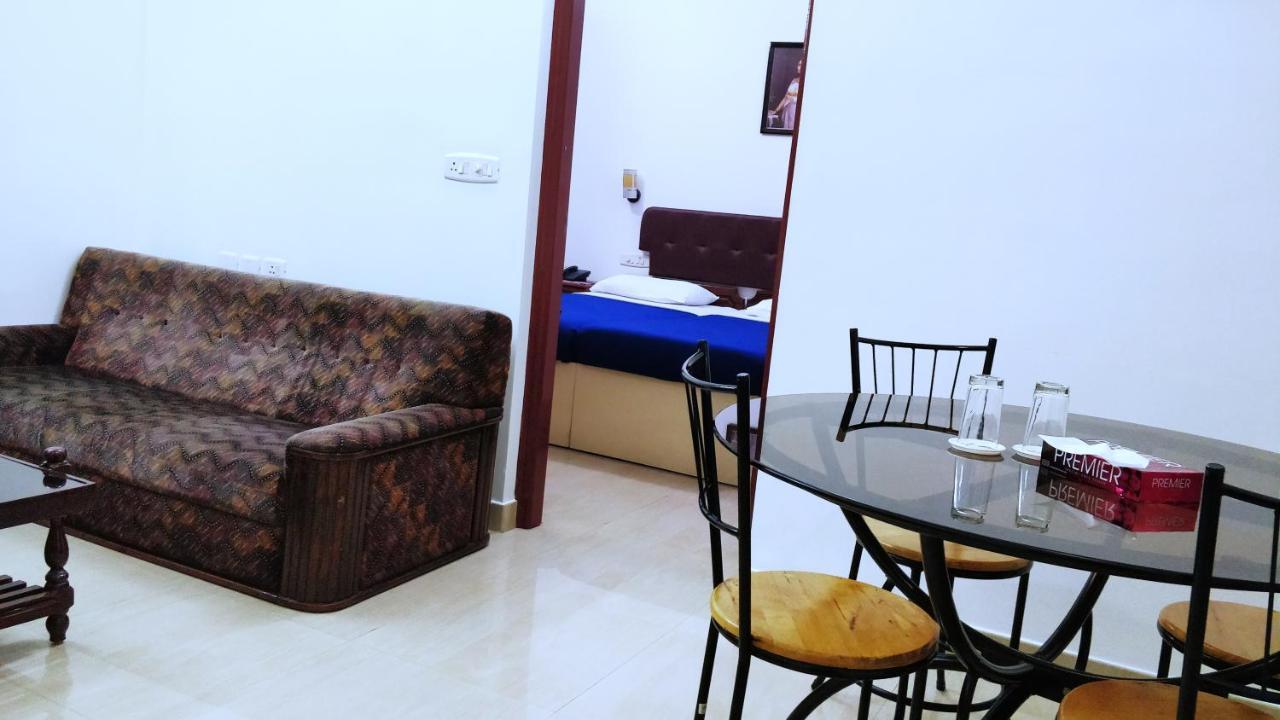 Hotel Jj Inn Kochi Ngoại thất bức ảnh
