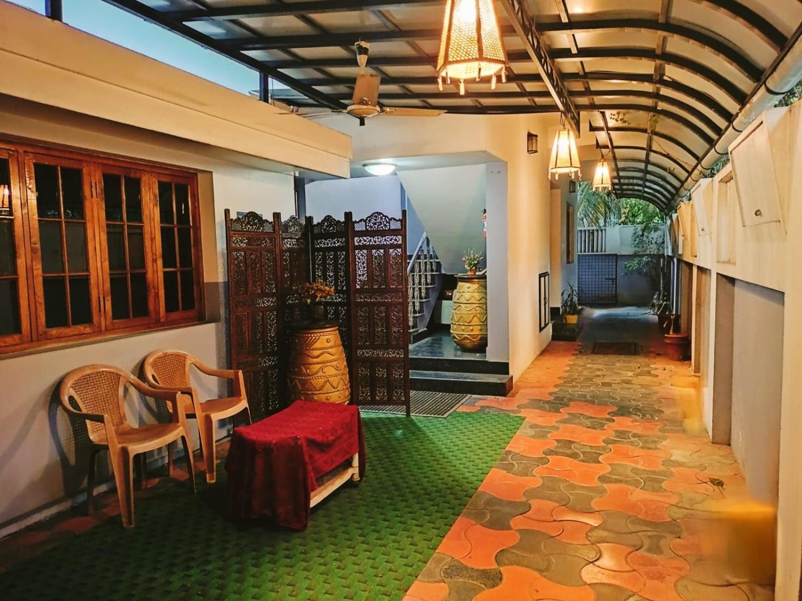 Hotel Jj Inn Kochi Ngoại thất bức ảnh